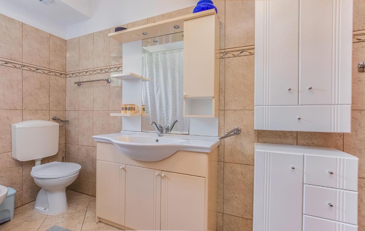 Jelena Apartment Porec Bagian luar foto