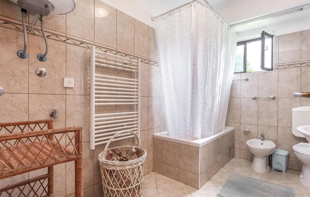 Jelena Apartment Porec Bagian luar foto