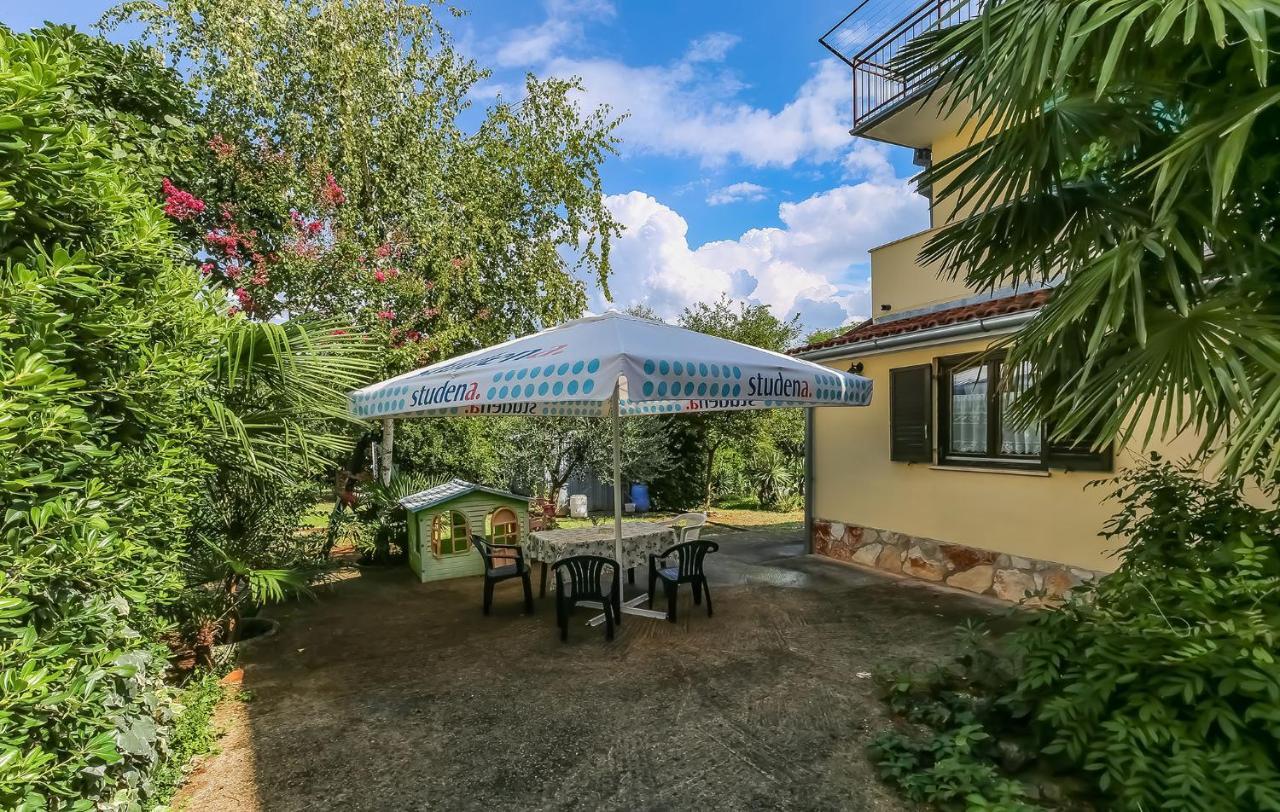 Jelena Apartment Porec Bagian luar foto