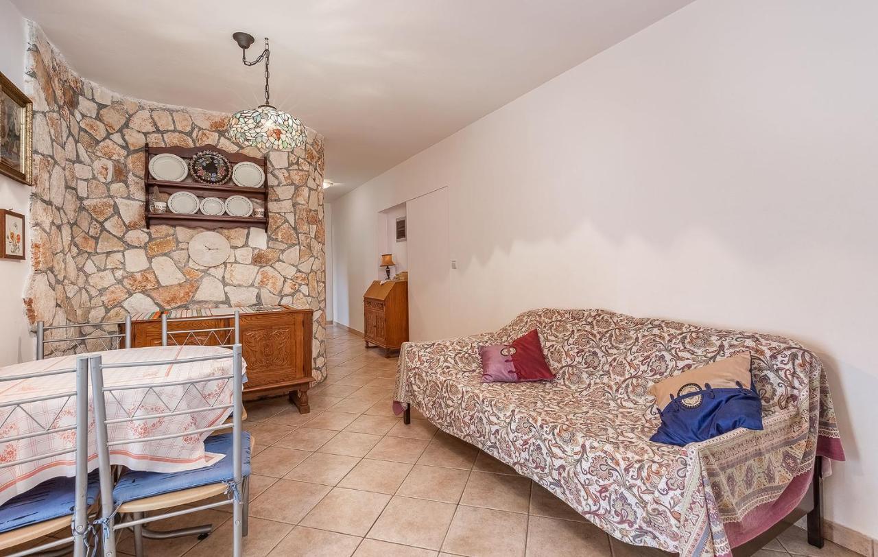 Jelena Apartment Porec Bagian luar foto