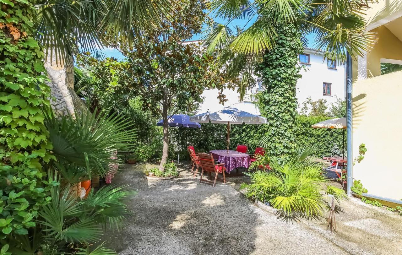Jelena Apartment Porec Bagian luar foto