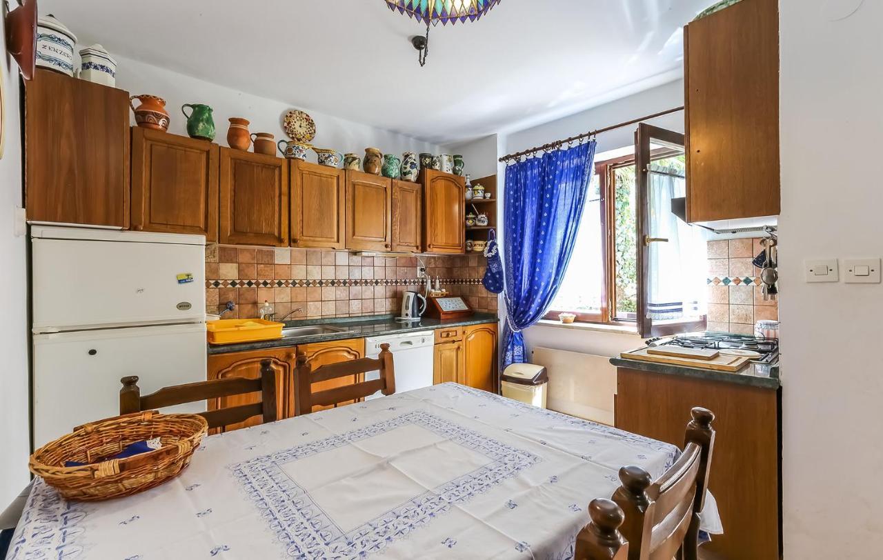 Jelena Apartment Porec Bagian luar foto